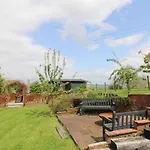 Feriehus Vale Lodge, Yanwath, Modern With Hot Tub And 10 Minute Drive To Ullswater *