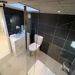 Vale Lodge, Yanwath, Modern With Hot Tub And 10 Minute Drive To Ullswater Tirril