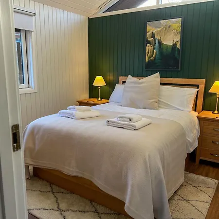 Vale Lodge, Yanwath, Modern With Hot Tub And 10 Minute Drive To Ullswater Tirril