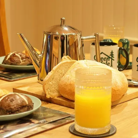 Vale Lodge, Yanwath, Modern With Hot Tub, Dog Friendly And 10 Minute Drive To Ullswater Tirril