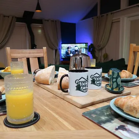 Vale Lodge, Yanwath, Modern With Hot Tub, Dog Friendly And 10 Minute Drive To Ullswater Дом отдыха Tirril