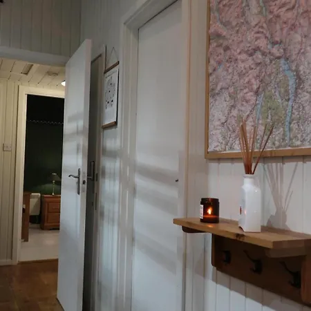 Vale Lodge, Yanwath, Modern With Hot Tub, Dog Friendly And 10 Minute Drive To Ullswater * Tirril