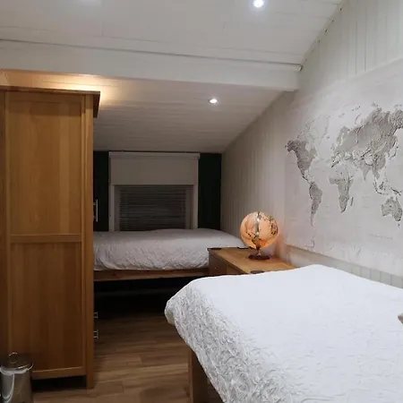 Vale Lodge, Yanwath, Modern With Hot Tub, Dog Friendly And 10 Minute Drive To Ullswater Tirril